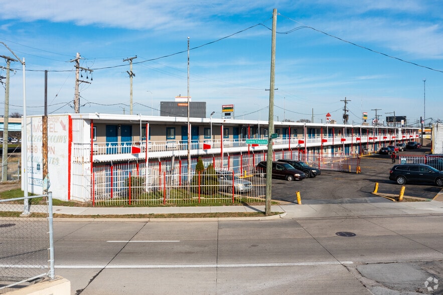 Primary Photo Of 20500 James Couzens Fwy, Detroit Hotel For Sale