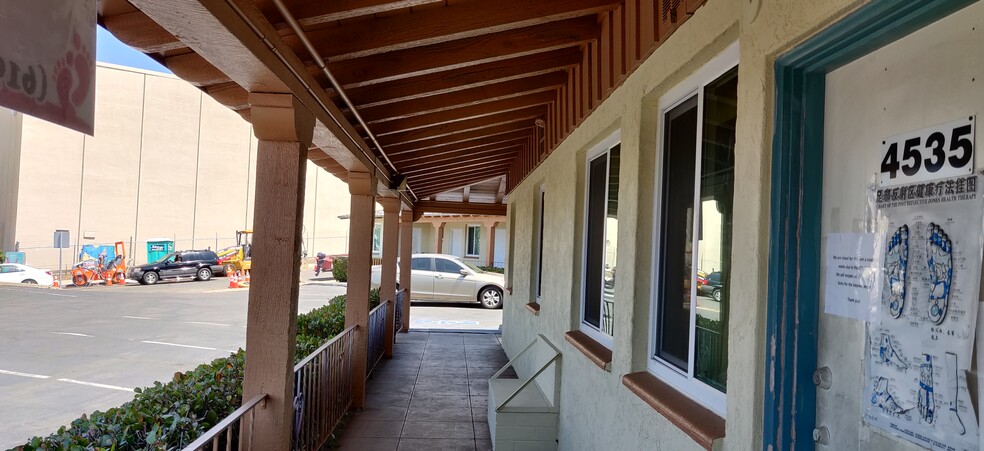 More Photos Of 4533 College Ave, San Diego Medical For Lease
