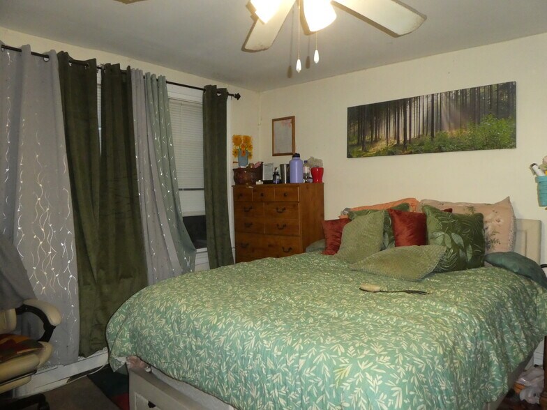 More Photos Of , Philadelphia Unknown For Sale