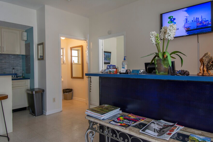 More Photos Of 2426 NE Letitia St, Jensen Beach Storefront Retail Residential For Sale