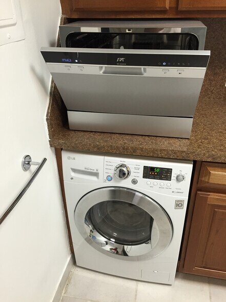 More Photos Of 1111 Kane Concourse, Bay Harbor Islands Loft Creative Space For Sale