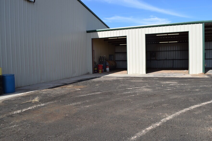 More Photos Of 9701 FM 307, Midland Flex For Lease