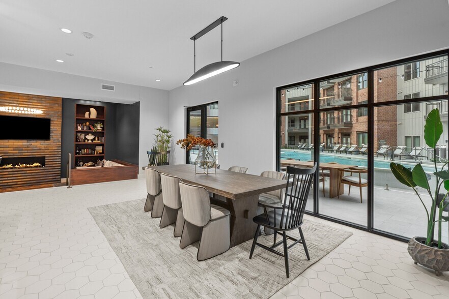 More Photos Of 760 Airport Blvd, Austin Apartments For Lease