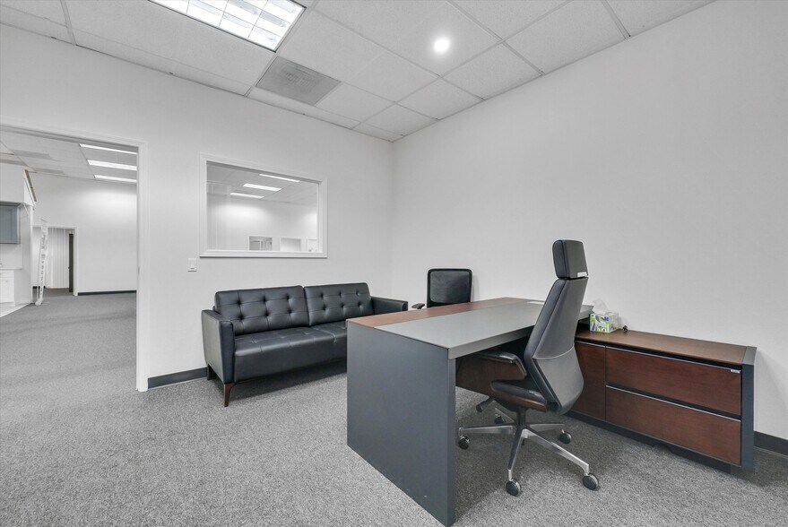 More Photos Of 3501 Hart Ave, Rosemead Office For Lease