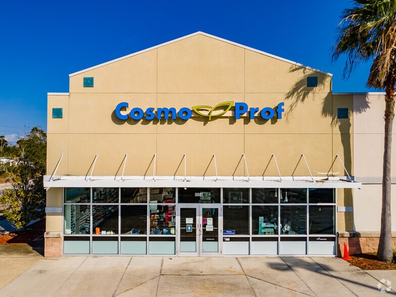 More Photos Of 9550-9690 Us Highway 19, Port Richey Unknown For Lease