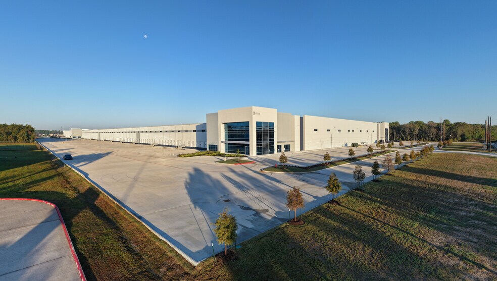More Photos Of 12330 Lockwood Rd, Houston Distribution For Sale