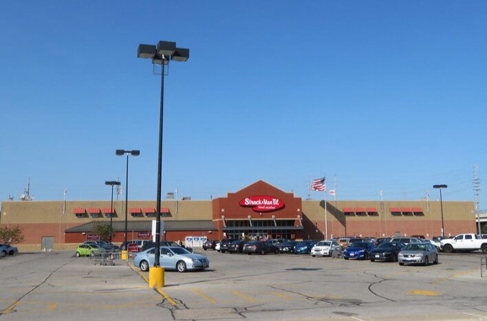 More Photos Of 115 E Sibley St, Hammond Freestanding For Lease