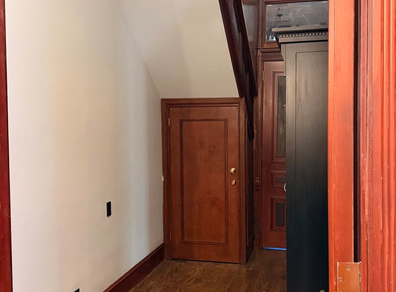 More Photos Of 241 Lenox Ave, New York Apartments For Lease