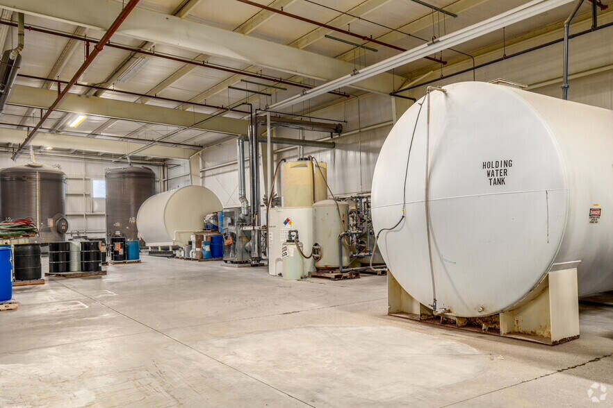 More Photos Of 2000 Ashley Rd, Morris Manufacturing For Lease