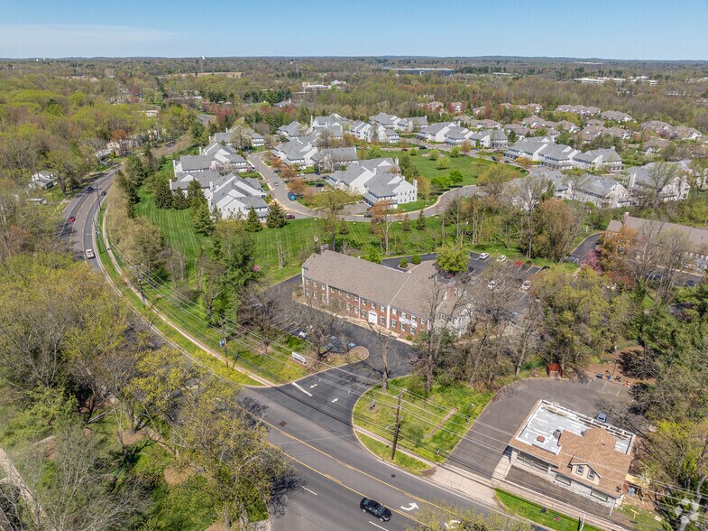 More Photos Of 168 Franklin Corner Rd, Lawrenceville Medical For Lease