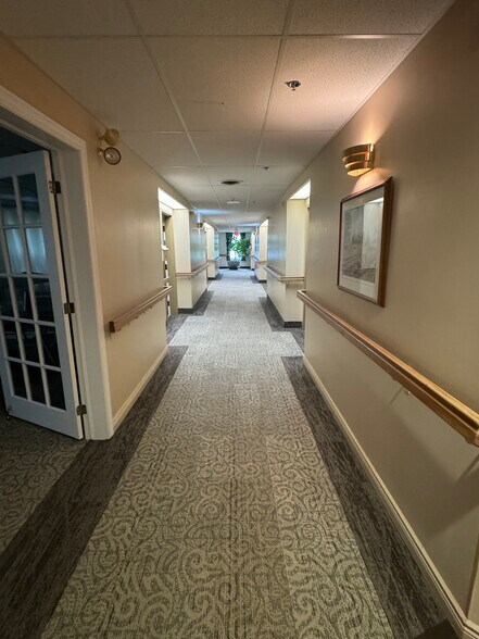 More Photos Of 725 Gibralter St, Norfolk Flex For Sale