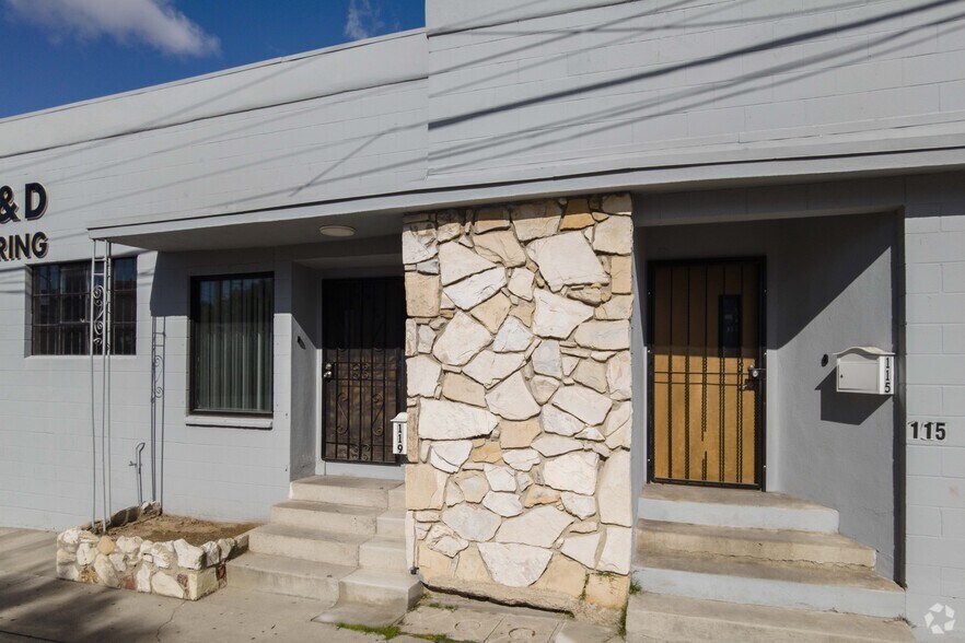More Photos Of 115 W Hyde Park Blvd, Inglewood Manufacturing For Lease