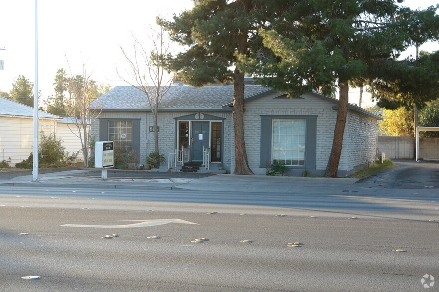 More Photos Of 818 E Charleston Blvd, Las Vegas Office For Sale