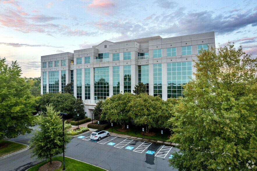 More Photos Of 14120 Ballantyne Corporate Pl, Charlotte Office For Sale