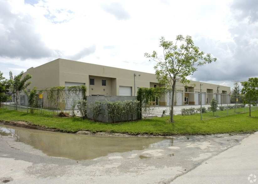 More Photos Of 23601 SW 133rd Ave, Princeton Warehouse For Lease