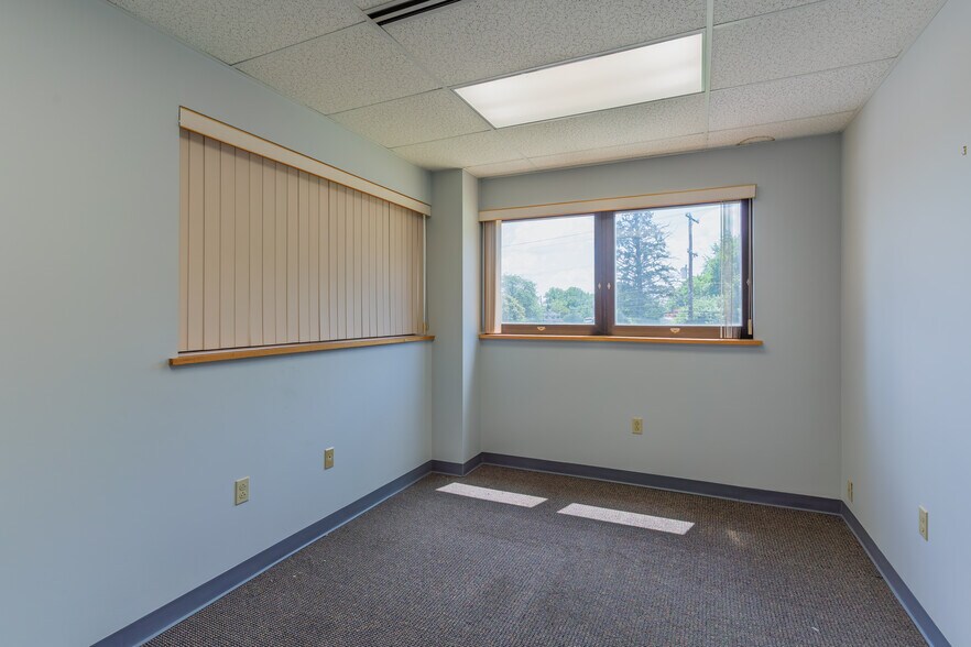 More Photos Of 1 Bartol Ave, Ridley Park Medical For Lease