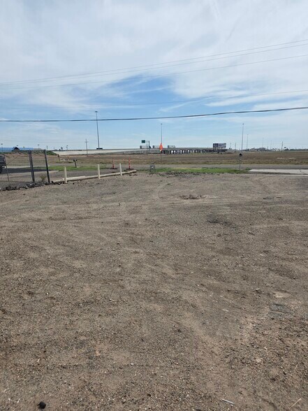 More Photos Of 2520 Climer Cir, Amarillo Industrial For Lease