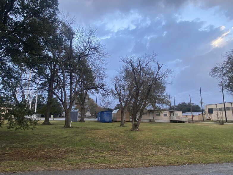 More Photos Of 1304 Penick Rd, Waller Land For Sale