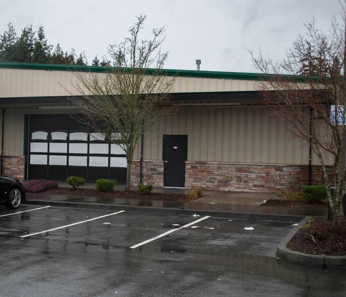 More Photos Of 11033 7th Ave SE, Everett Convenience Store For Lease