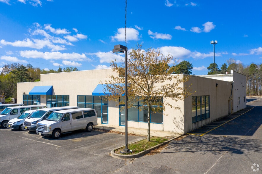 More Photos Of 1224 Berlin Rd, Voorhees Showroom For Sale