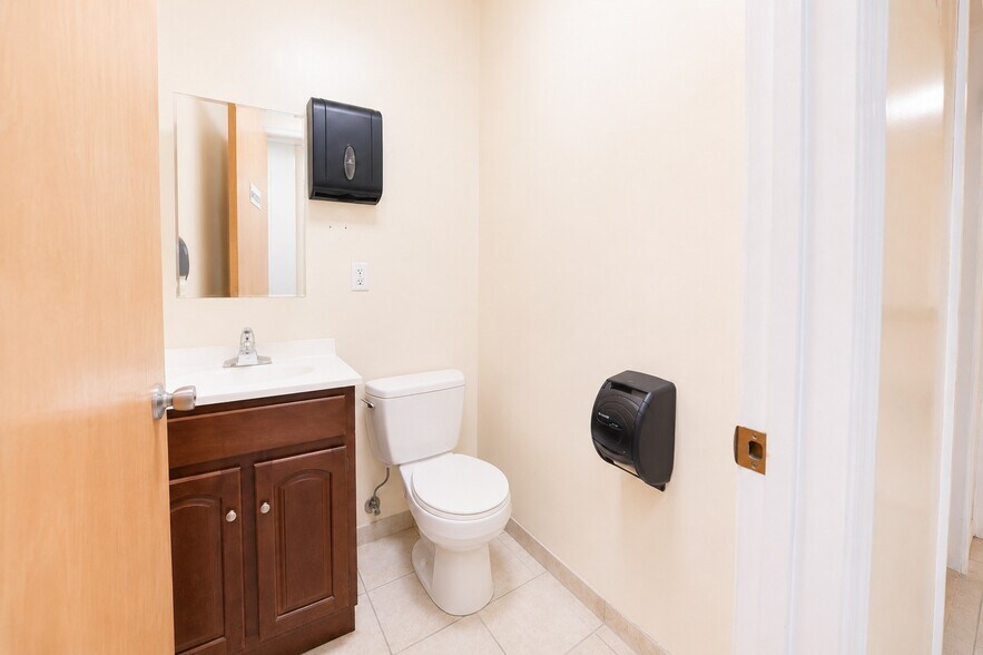 More Photos Of 390 Kings Hwy, Brooklyn Apartments For Sale