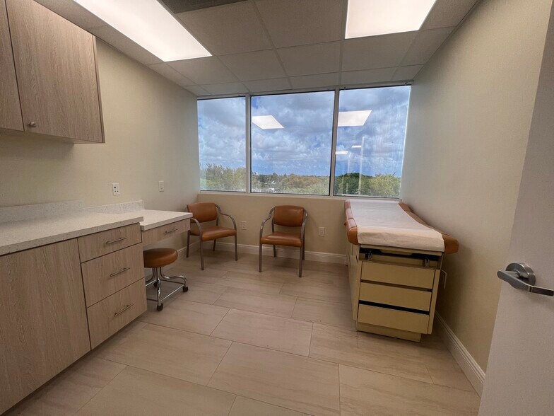 More Photos Of 1 SW 129th Ave, Pembroke Pines Medical For Lease