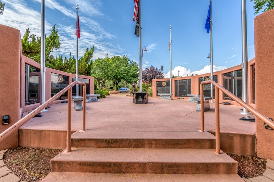 More Photos Of 1771 W State Route 89A, Sedona Storefront Retail Office For Lease