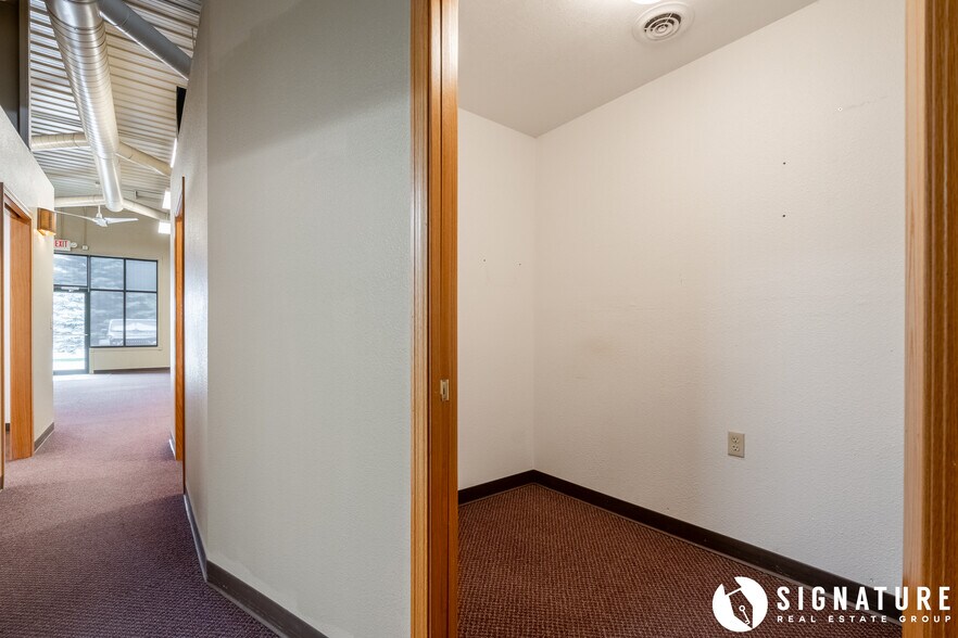 More Photos Of 1103 E Boxelder Rd, Gillette Storefront Retail Office For Sale
