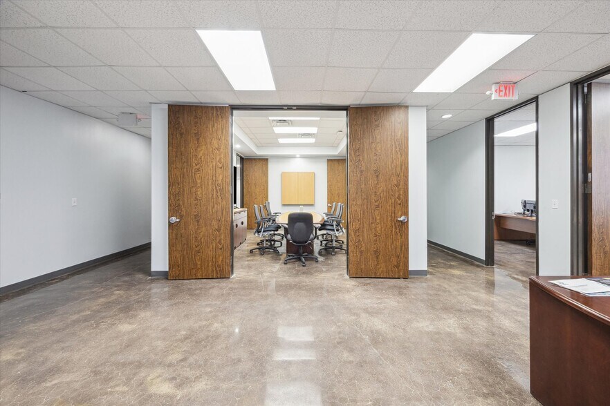 More Photos Of 718 FM 1959 Rd, Houston Medical For Sale