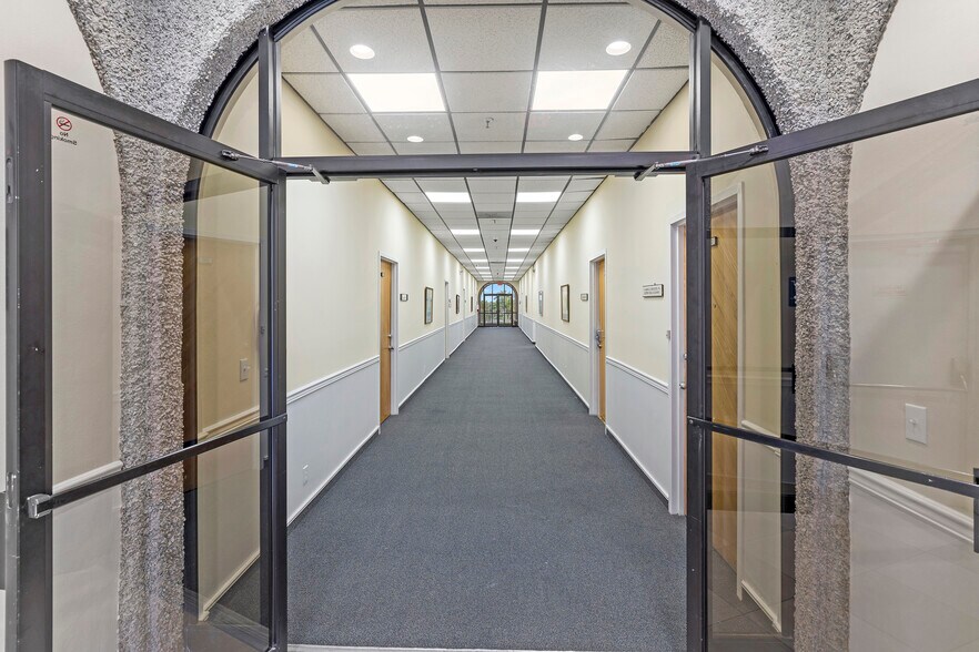 More Photos Of 15600 SW 288th St, Homestead Medical For Lease