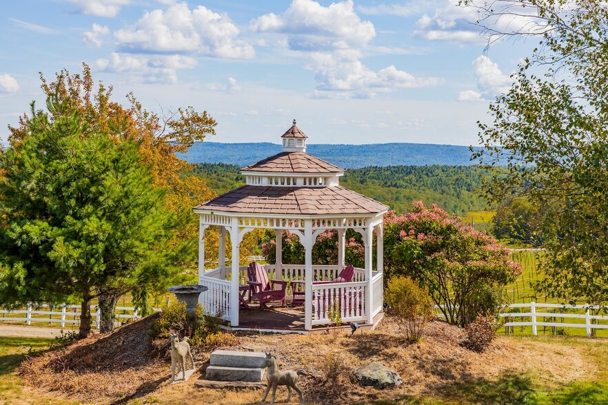 More Photos Of 1950 Collins Rd, Halifax Winery Vineyard For Sale