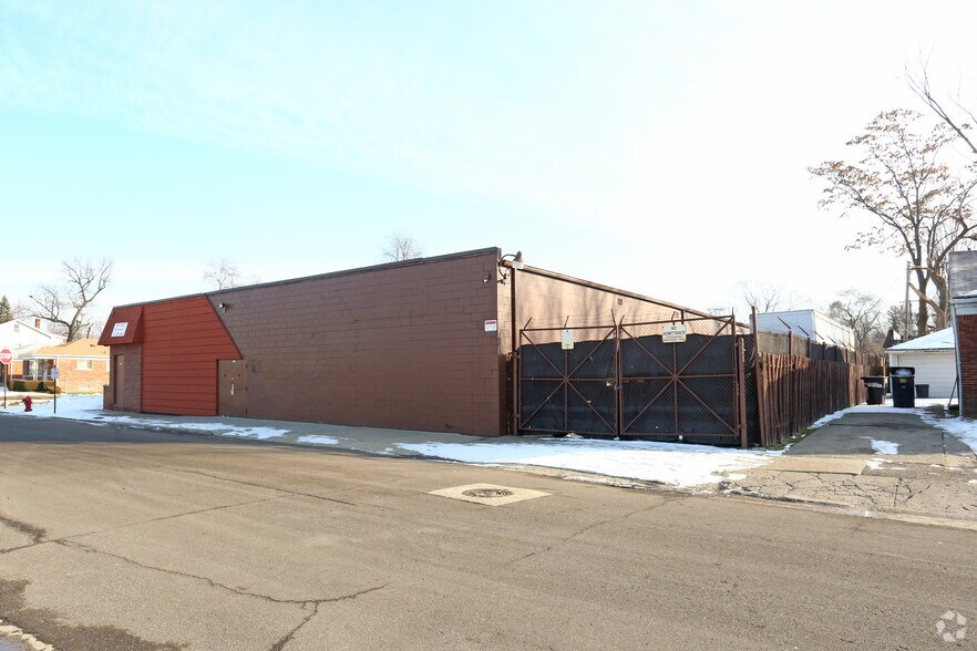 2010120109 Fenkell St, Detroit, MI 48223 Warehouse For Sale