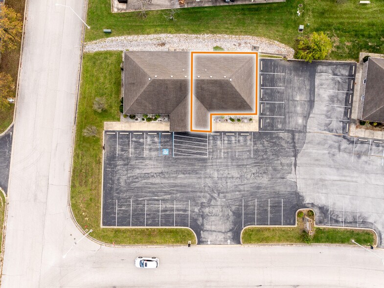More Photos Of 2001-2003 Corporate Dr, Richmond Office For Lease