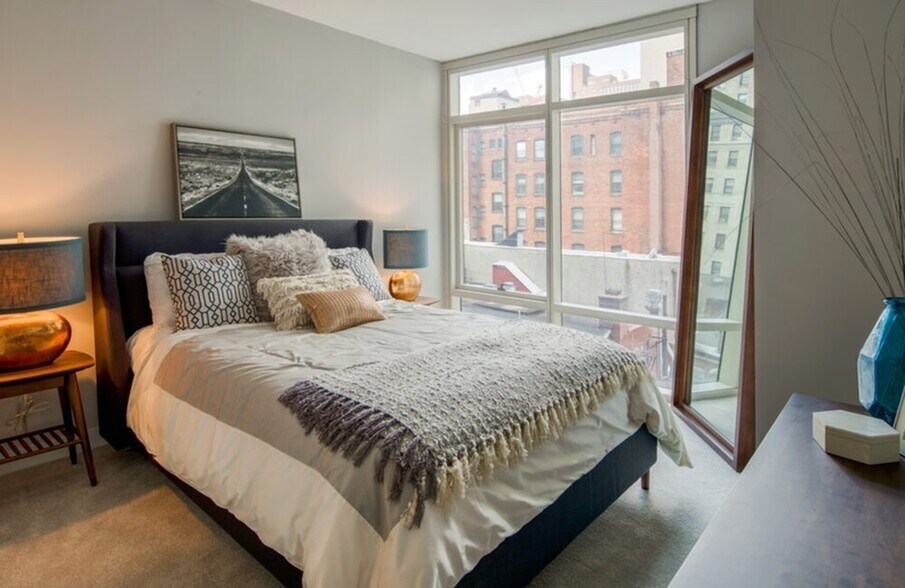 More Photos Of 1213 Walnut St, Philadelphia Apartments For Lease