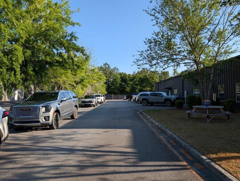 More Photos Of 4081 Inner Perimeter Rd, Valdosta Office Residential For Sale