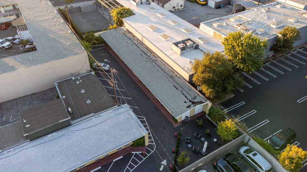 More Photos Of 3339 El Camino Real, Palo Alto Hotel For Sale