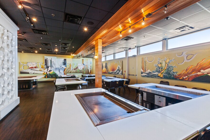 More Photos Of 102 Clinton Center Dr, Clinton Restaurant For Sale