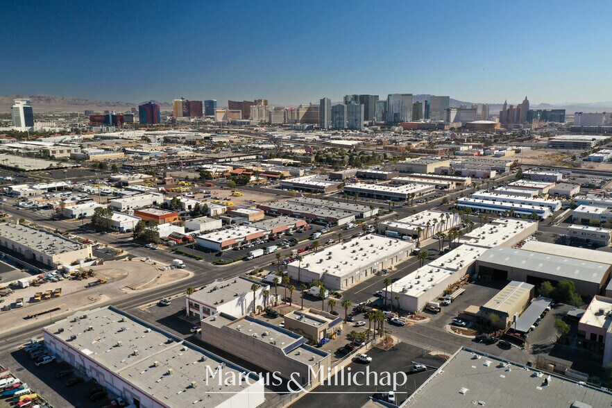 More Photos Of 5145 Rogers St, Las Vegas Light Manufacturing For Sale
