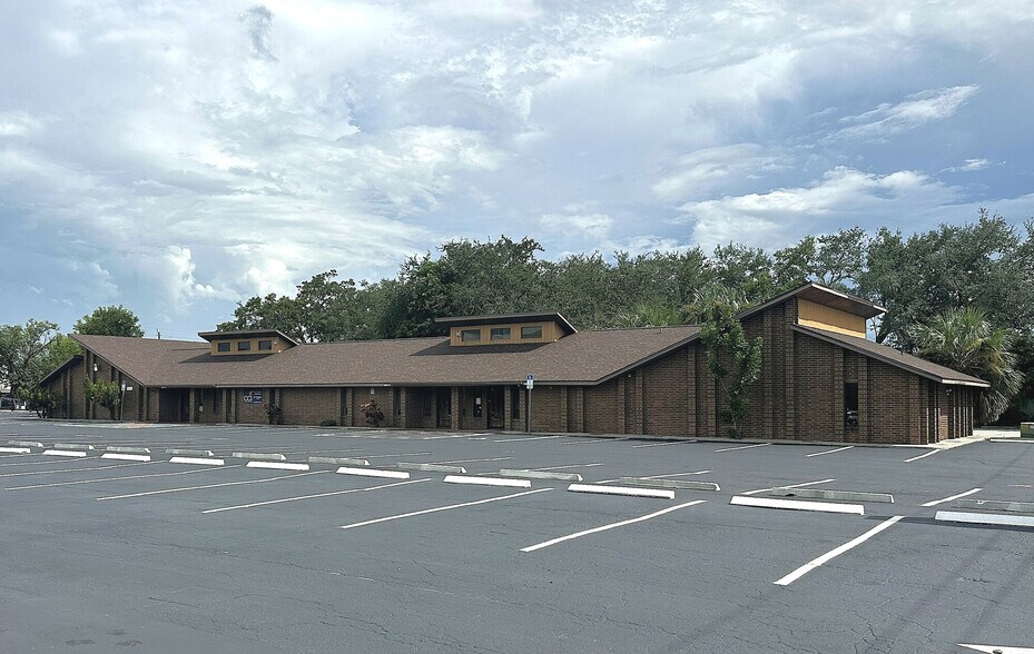 More Photos Of 3615 Central Ave, Fort Myers Medical For Sale