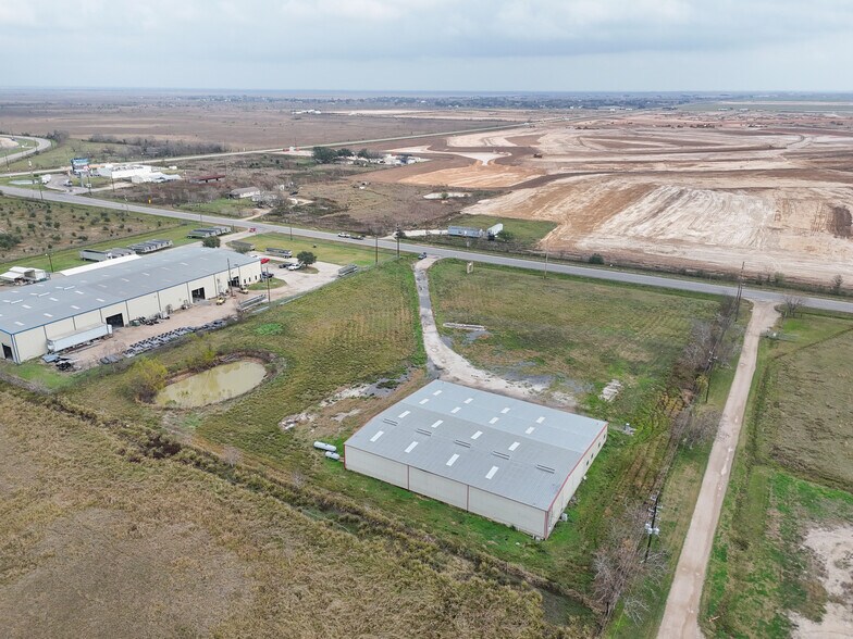 More Photos Of 6737 FM 362, Brookshire Warehouse For Lease