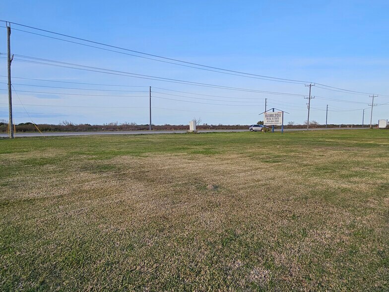 More Photos Of 3114 TX 87, Crystal Beach Land For Lease