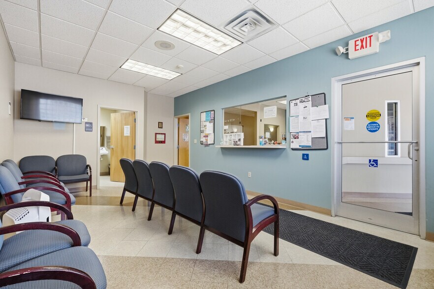 More Photos Of 1025 Jefferson Ave, Washington Medical For Lease