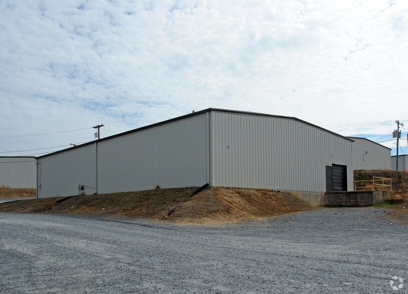 Primary Photo Of 2514 N Fayetteville St, Asheboro Warehouse For Lease