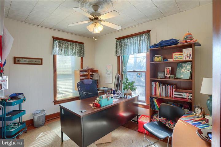 More Photos Of 123 Buford Ave, Gettysburg Office Residential For Sale