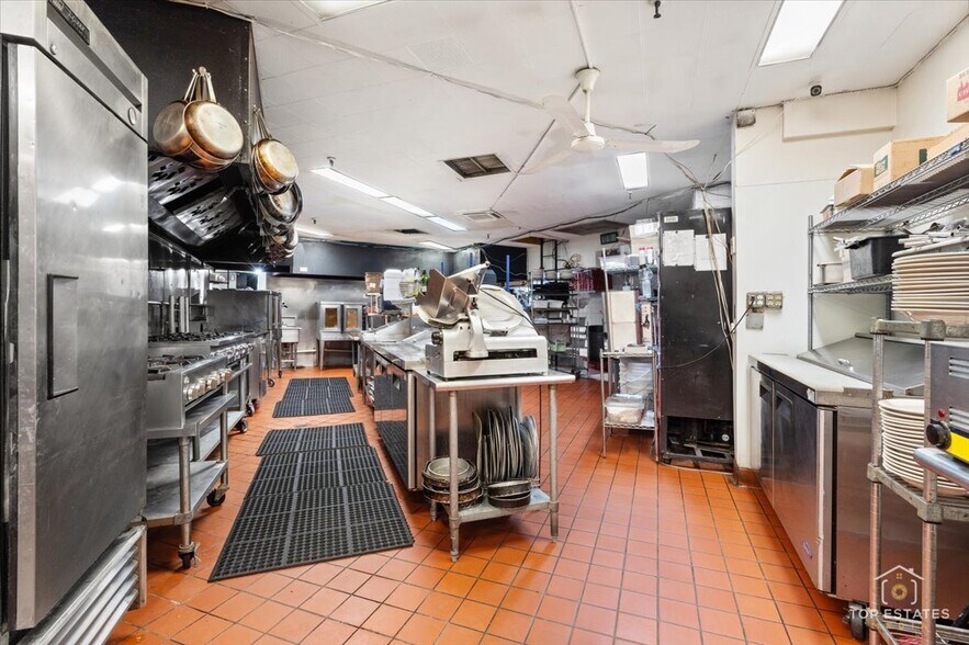 More Photos Of 320 N 2nd St, St Charles Restaurant For Sale