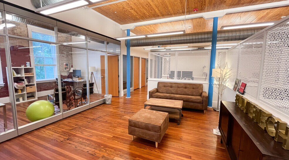 More Photos Of 135 E Martin St, Raleigh Office For Lease