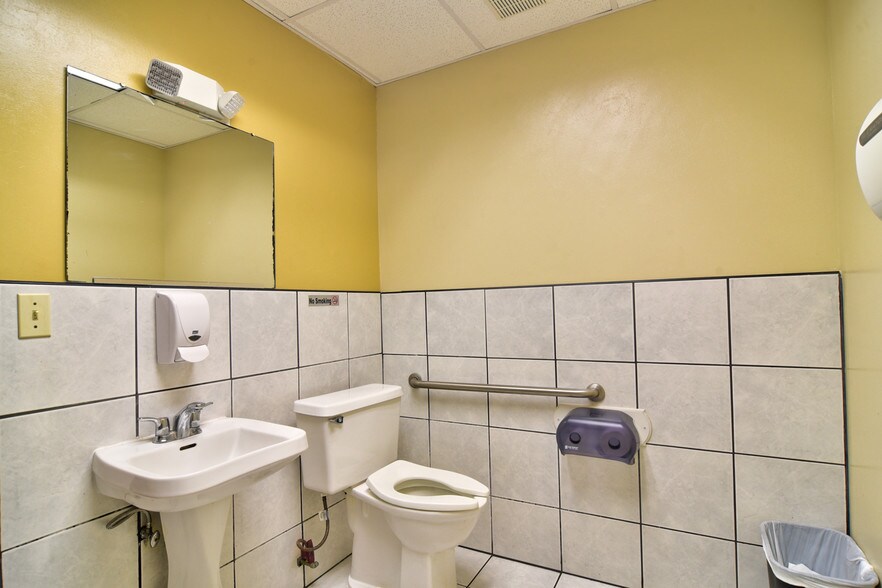 More Photos Of Northside Professional Complex, Saint Petersburg Medical For Lease