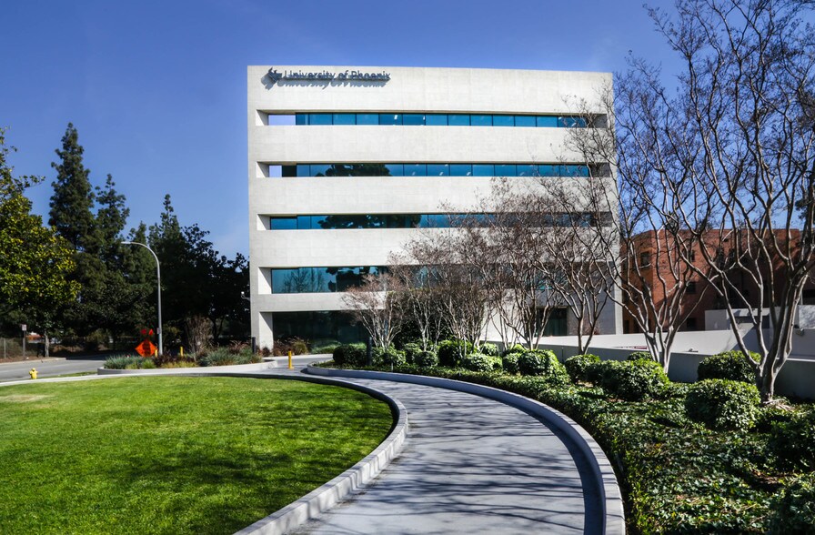 More Photos Of 299 N Euclid Ave, Pasadena Office For Lease