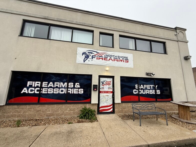 More Photos Of 251 S Main St, Middleton Storefront For Lease