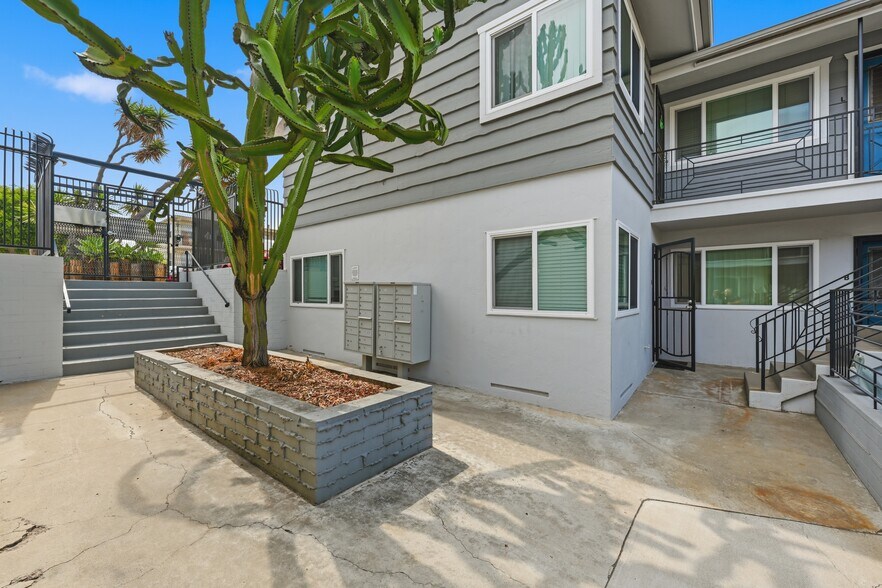 More Photos Of 4470 Euclid Ave, San Diego Apartments For Sale